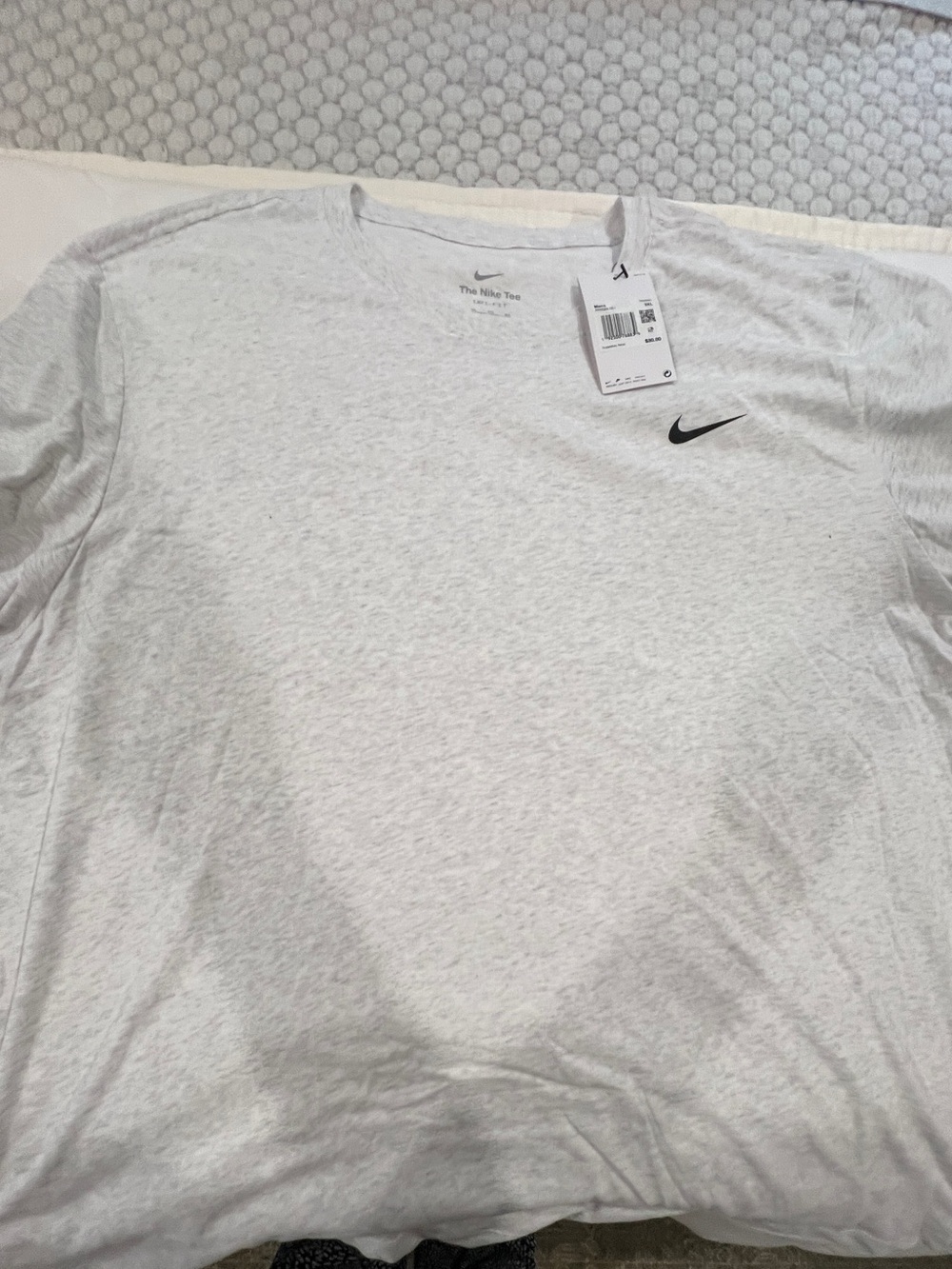 Nike Men’s Light Heather Gray Short-Sleeve Crew Tee